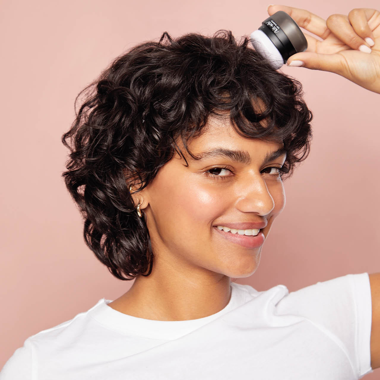Alternative view of Dark Volumizing Rice Protein Dry Shampoo with Puff